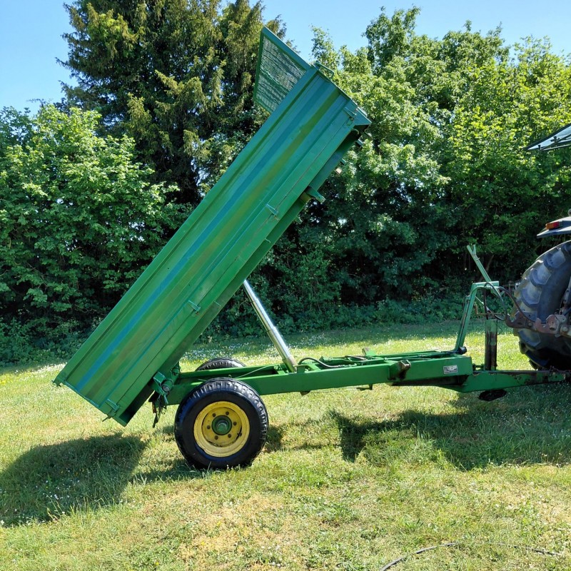 Galucho RB3000 3 Way Tipping Trailer